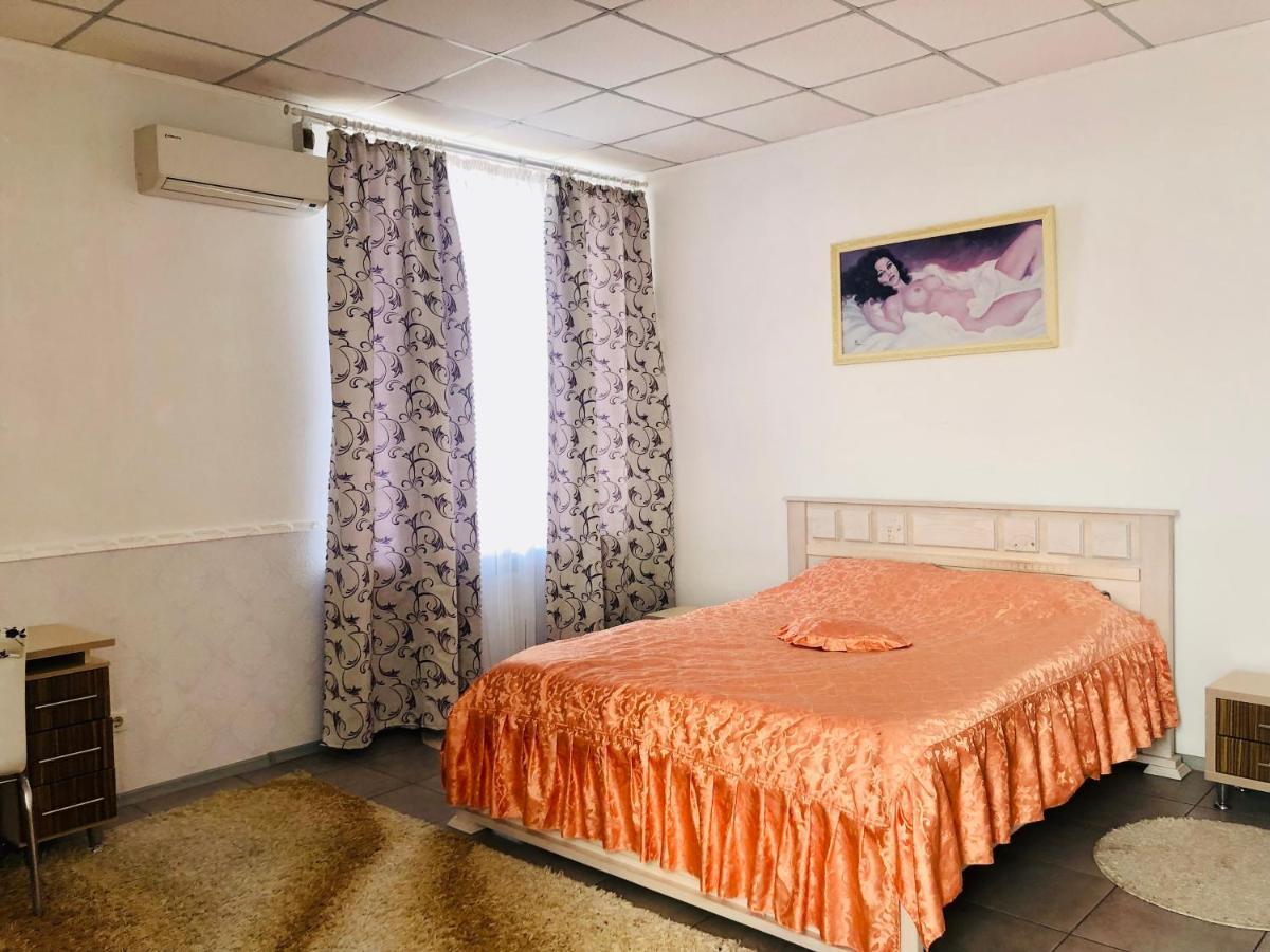 Отель Меридиан Zolotonosha Εξωτερικό φωτογραφία