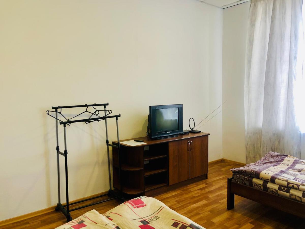 Отель Меридиан Zolotonosha Εξωτερικό φωτογραφία