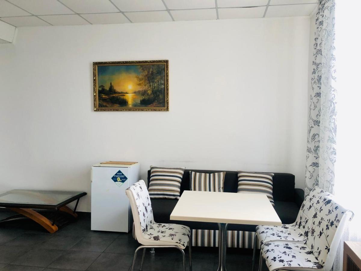 Отель Меридиан Zolotonosha Εξωτερικό φωτογραφία
