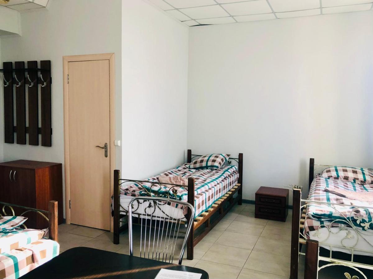 Отель Меридиан Zolotonosha Εξωτερικό φωτογραφία